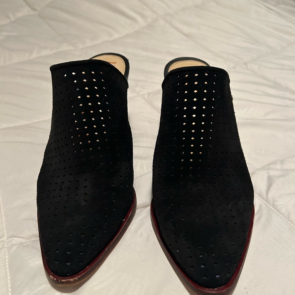 Sam Edelmar 8.5 Black Mules with Design and Pointed Toe